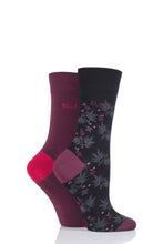 Load image into Gallery viewer, Ladies 2 Pair Elle Bamboo Patterned and Plain Socks