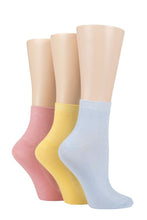 Load image into Gallery viewer, Ladies 3 Pair Elle Ribbed Bamboo Ankle Socks