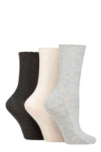 Load image into Gallery viewer, Ladies 3 Pair Elle Ribbed Bamboo Socks with Scallop Top